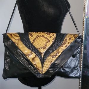 Genuine leather snakeskin clutch/purse